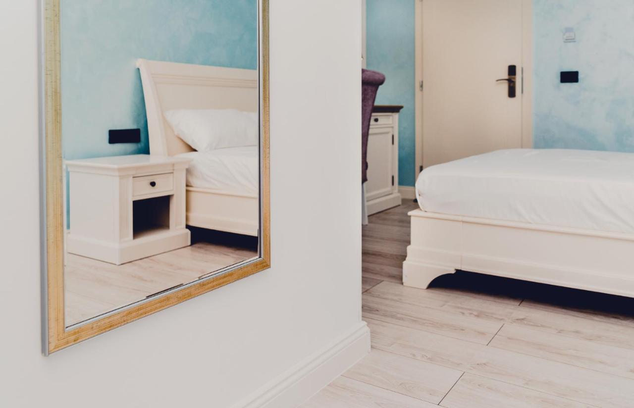 Casa Del Sole Hotel Alba Iulia Luaran gambar