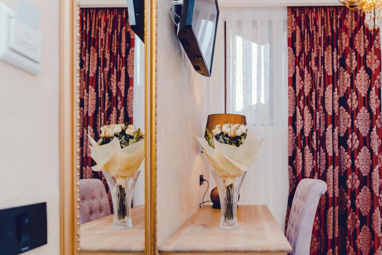 Casa Del Sole Hotel Alba Iulia Luaran gambar