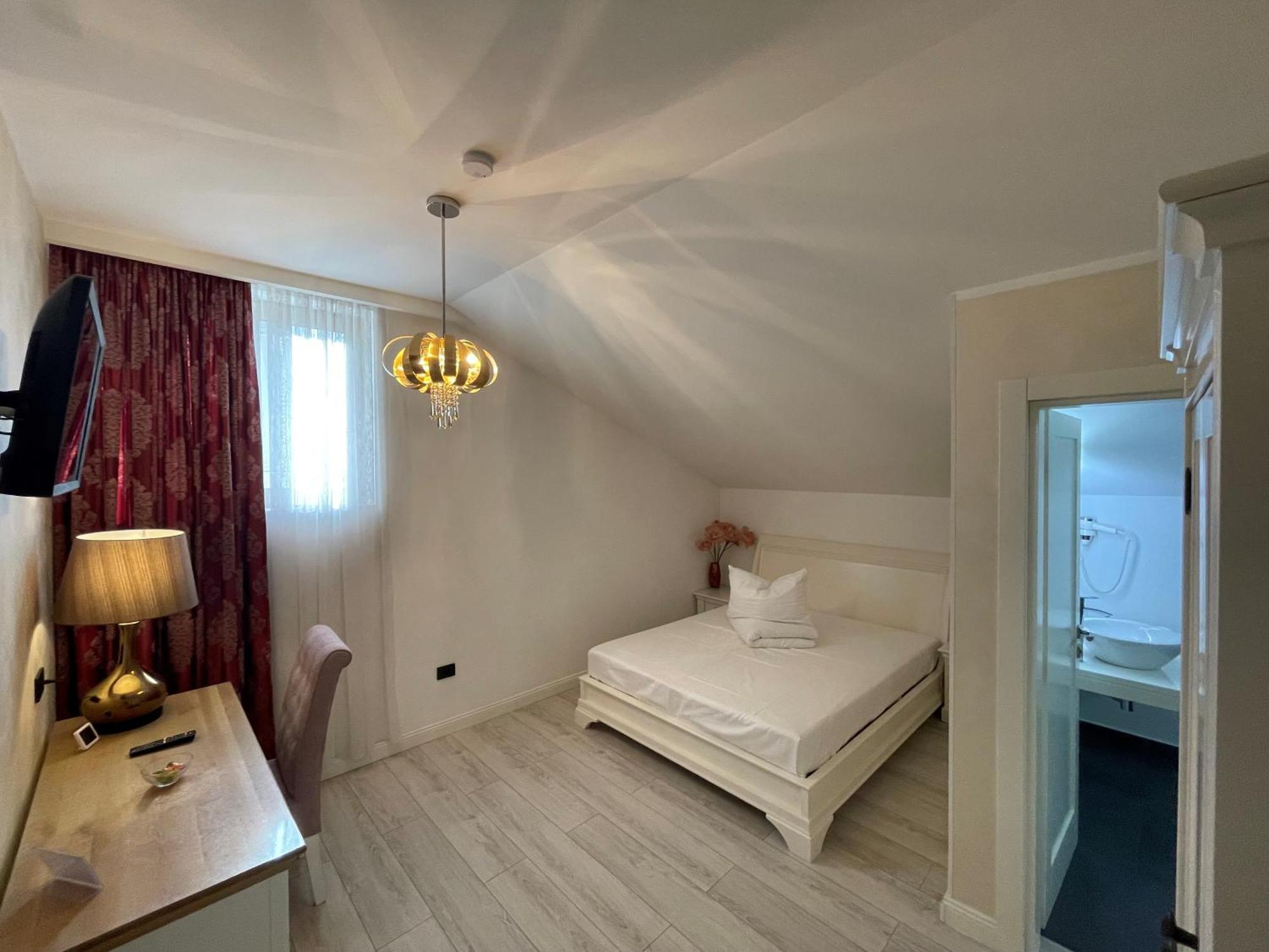 Casa Del Sole Hotel Alba Iulia Luaran gambar